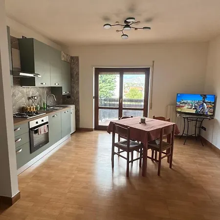 Ai Piedi Del Velino Apartament *